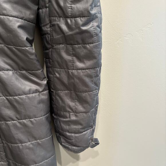 Patagonia Women’s Nano Puff Parka Silver Grey - Size: Small - Picture 10 of 13